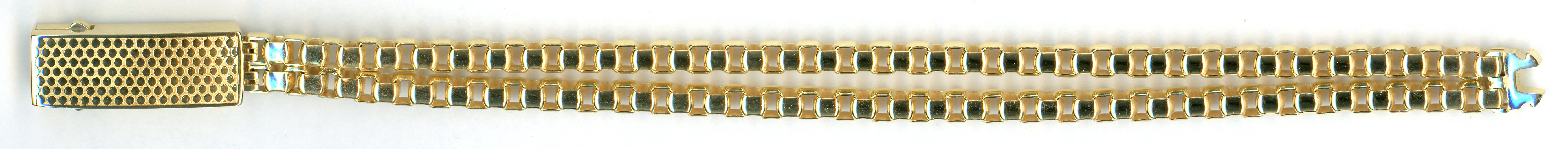 B2046-FY-9