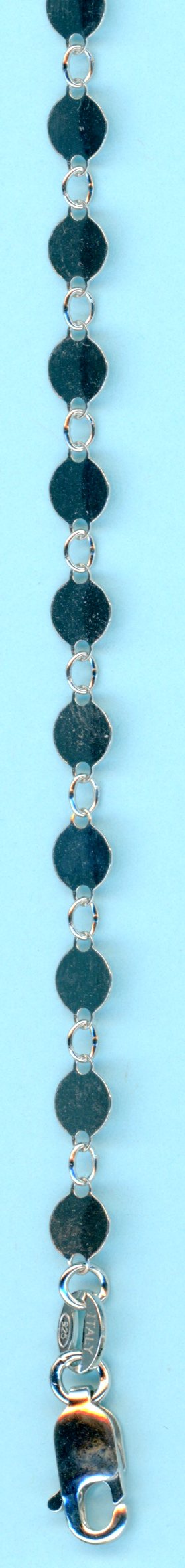 DM001