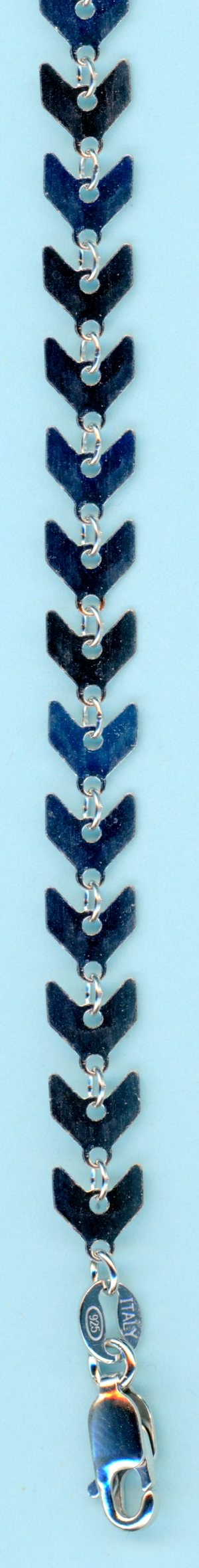 DM005