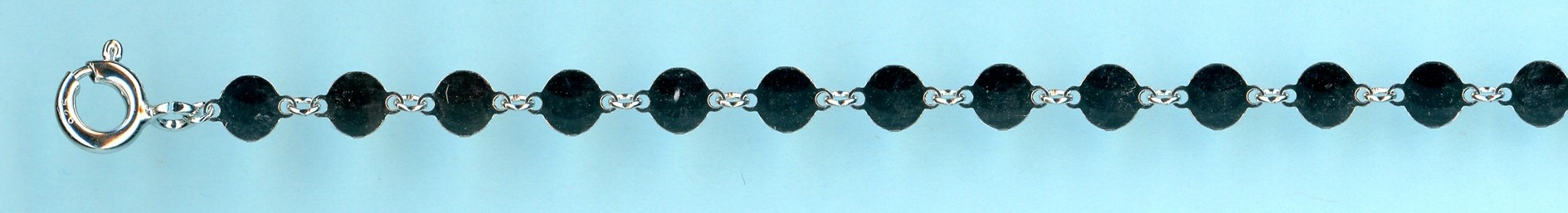 DT001