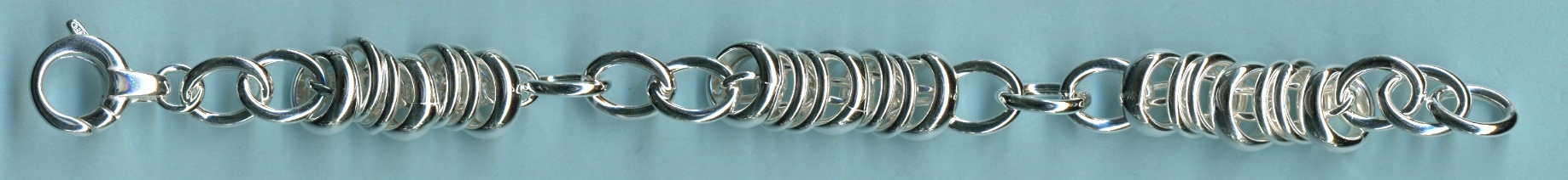 GIU037