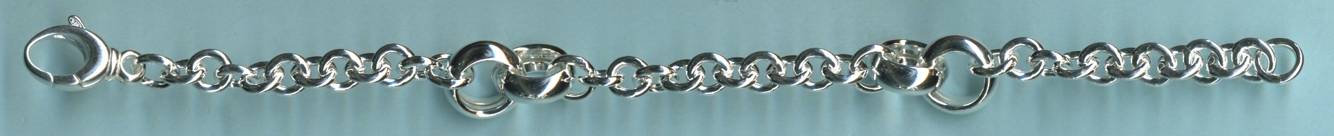 GIU042