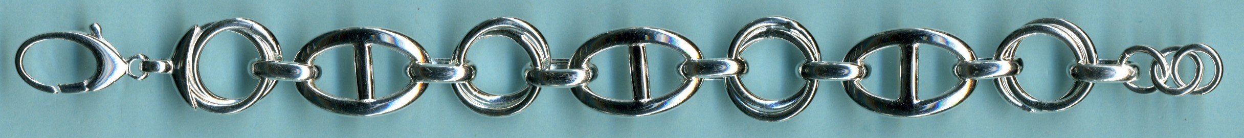 GIU219