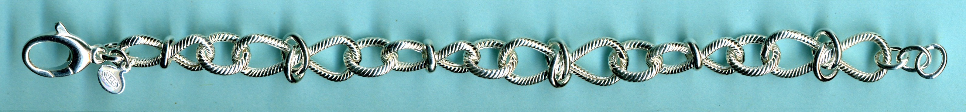 GIU483