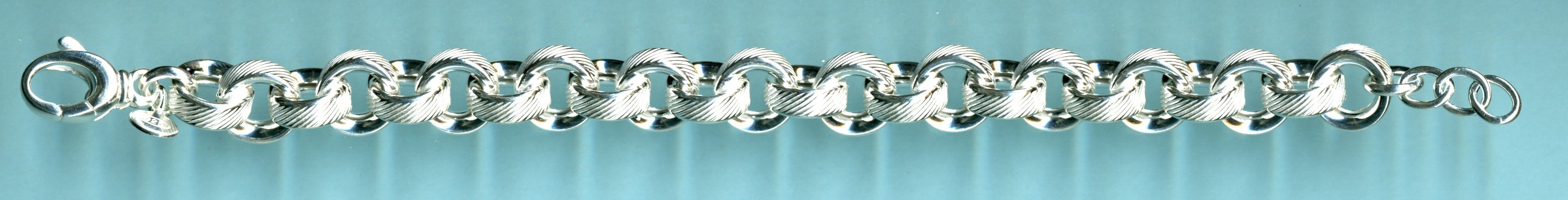 GIU484