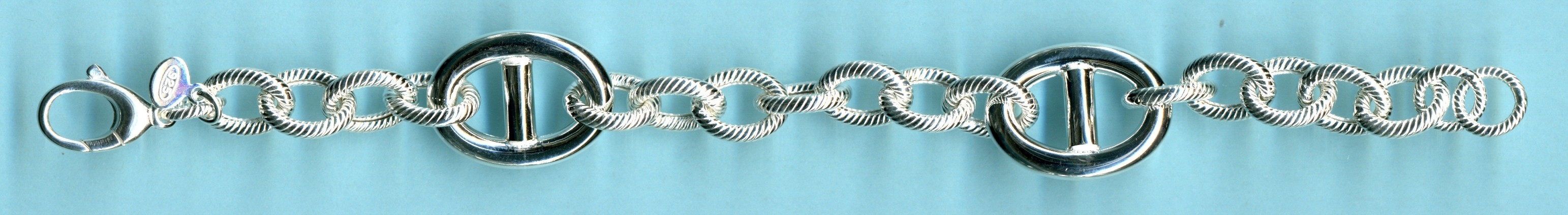 GIU497